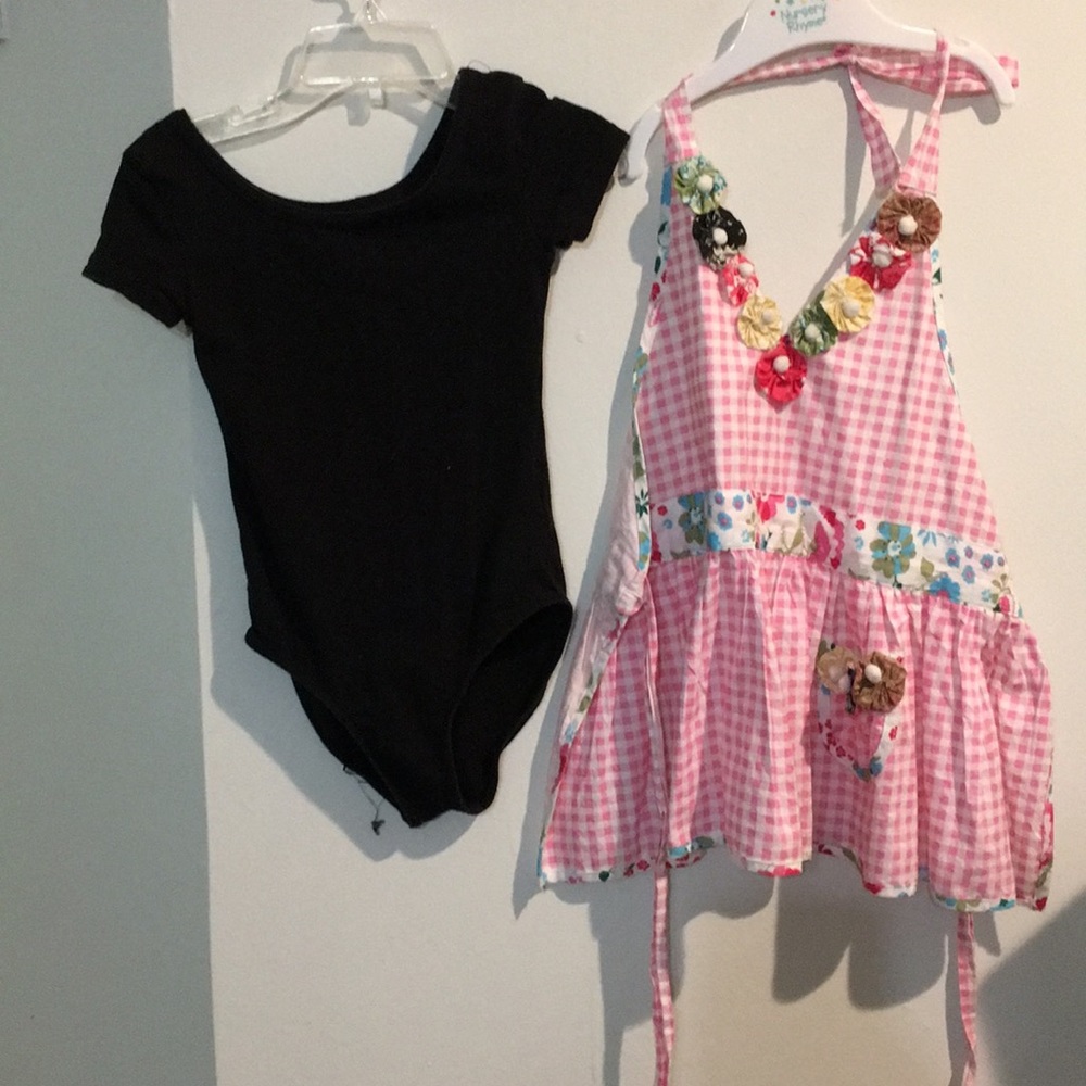 Girls leotard and apron size 4-5.